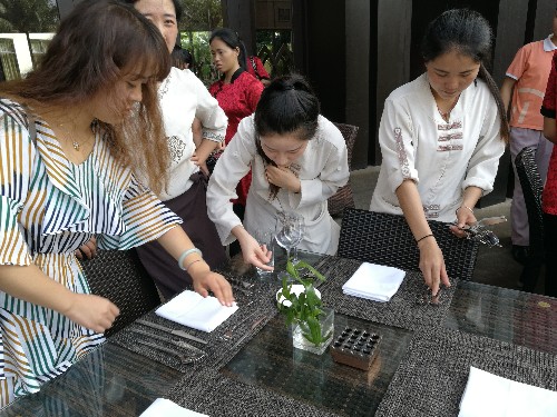 C:\Documents and Settings\Administrator\妗岄潰\瑗块鎽嗗彴缁冧範2_鍓湰.jpg
