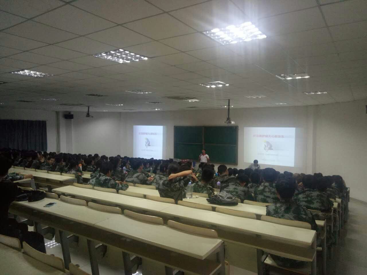 01.jpg