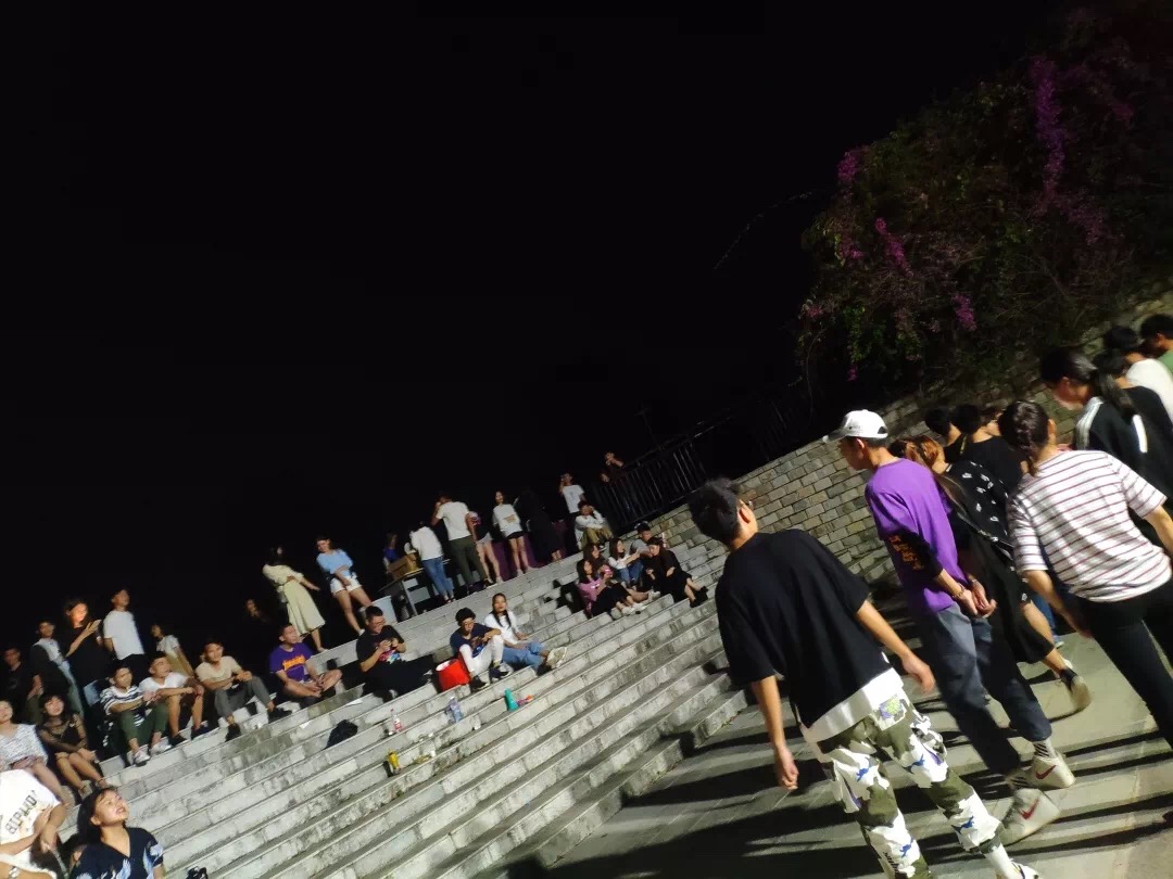 团建.jpg