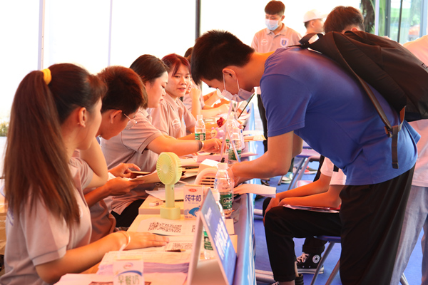 20200927ӭ㣬2020ͬѧ�?(13).JPG