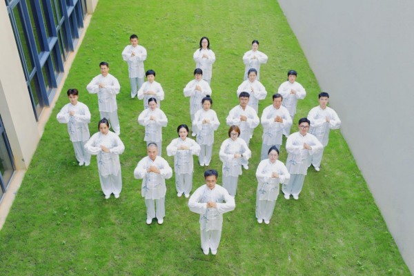 图片 2.jpg 图片 2.jpg