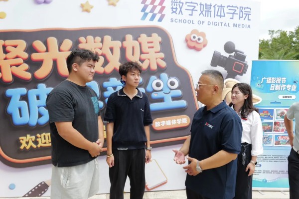 图片 12.jpg